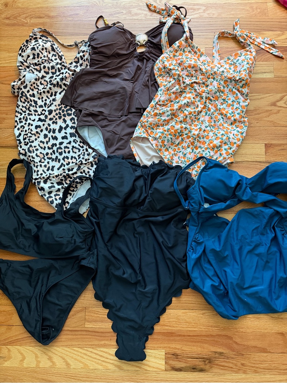 Maternity Swimsuits - Lot of 6